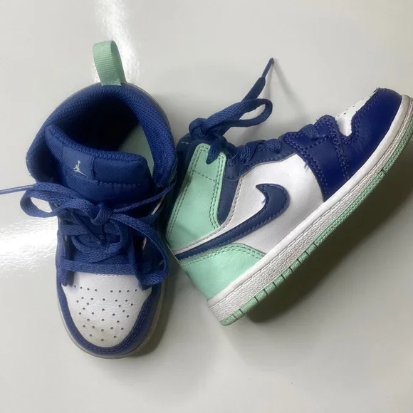Toddler Nike Jordan 1 - Picture 5 of 5